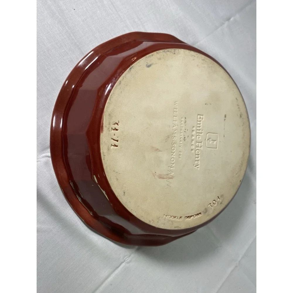 Emile Henry France Rouge Red Ruffled Ceramic Deep Pie Dish